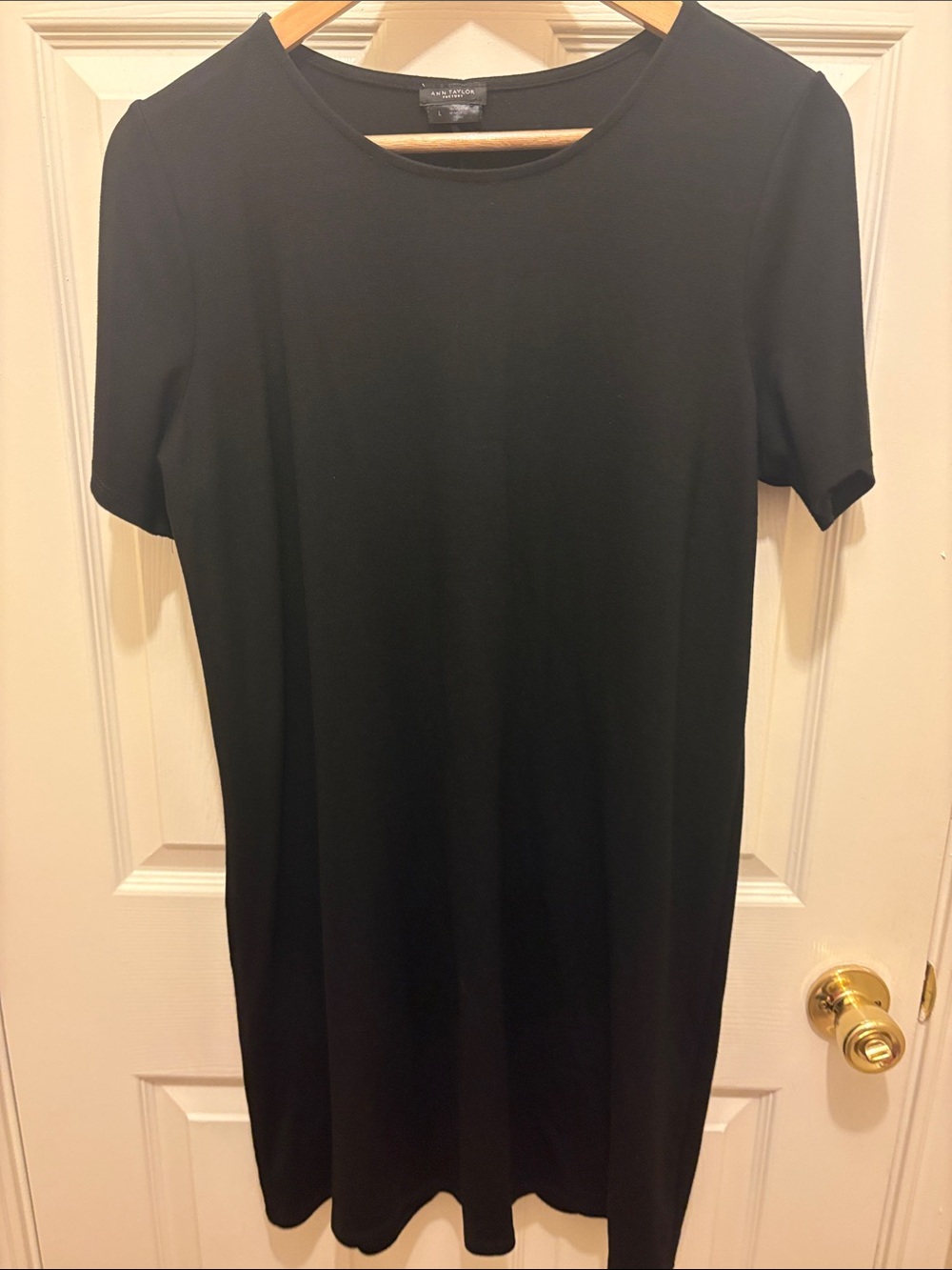 Ann Taylor Black Midi T-Shirt Dress A192